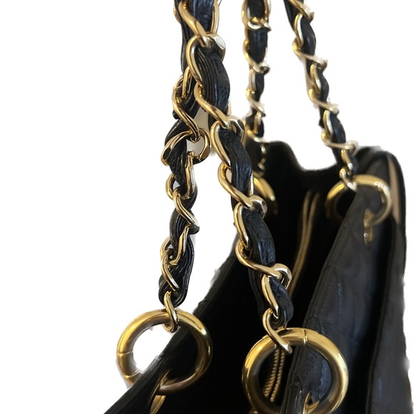 Chanel Black Quilted Caviar CC Grand Shopping Tote GHW - Picture 4 of 9